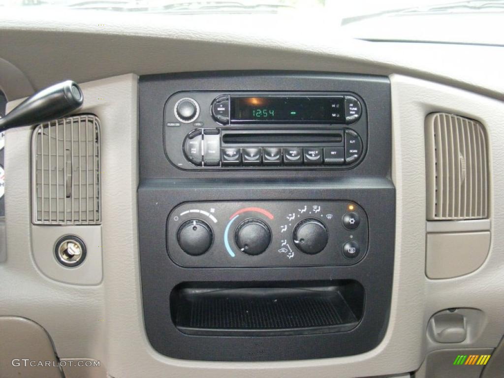 2005 Ram 1500 SLT Quad Cab - Light Almond Pearl / Taupe photo #19