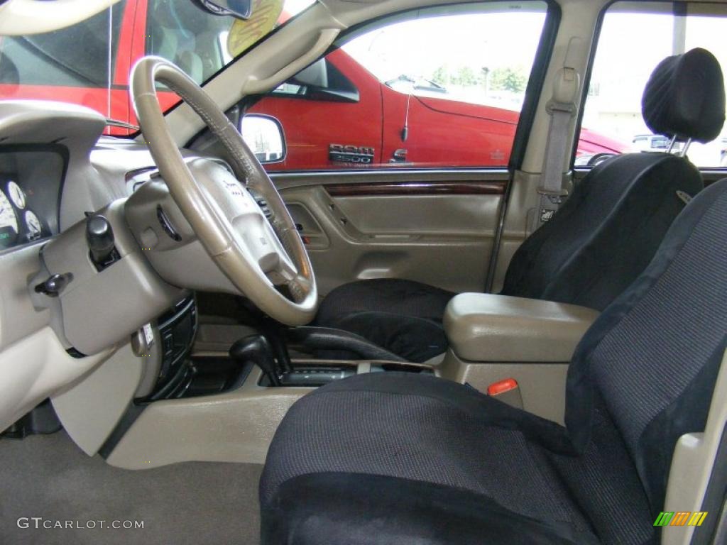 2004 Grand Cherokee Limited 4x4 - Graphite Metallic / Taupe photo #18