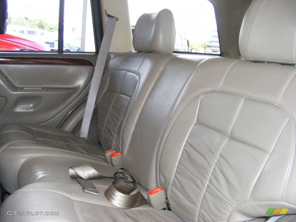 2004 Grand Cherokee Limited 4x4 - Graphite Metallic / Taupe photo #23