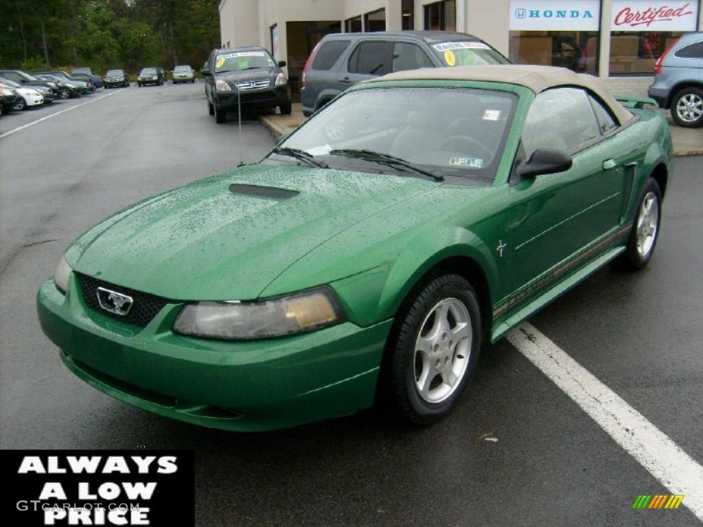 2001 Mustang V6 Convertible - Electric Green Metallic / Medium Parchment photo #3