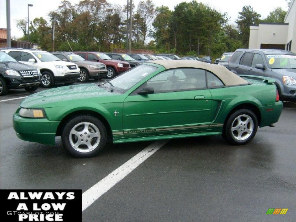 2001 Mustang V6 Convertible - Electric Green Metallic / Medium Parchment photo #4