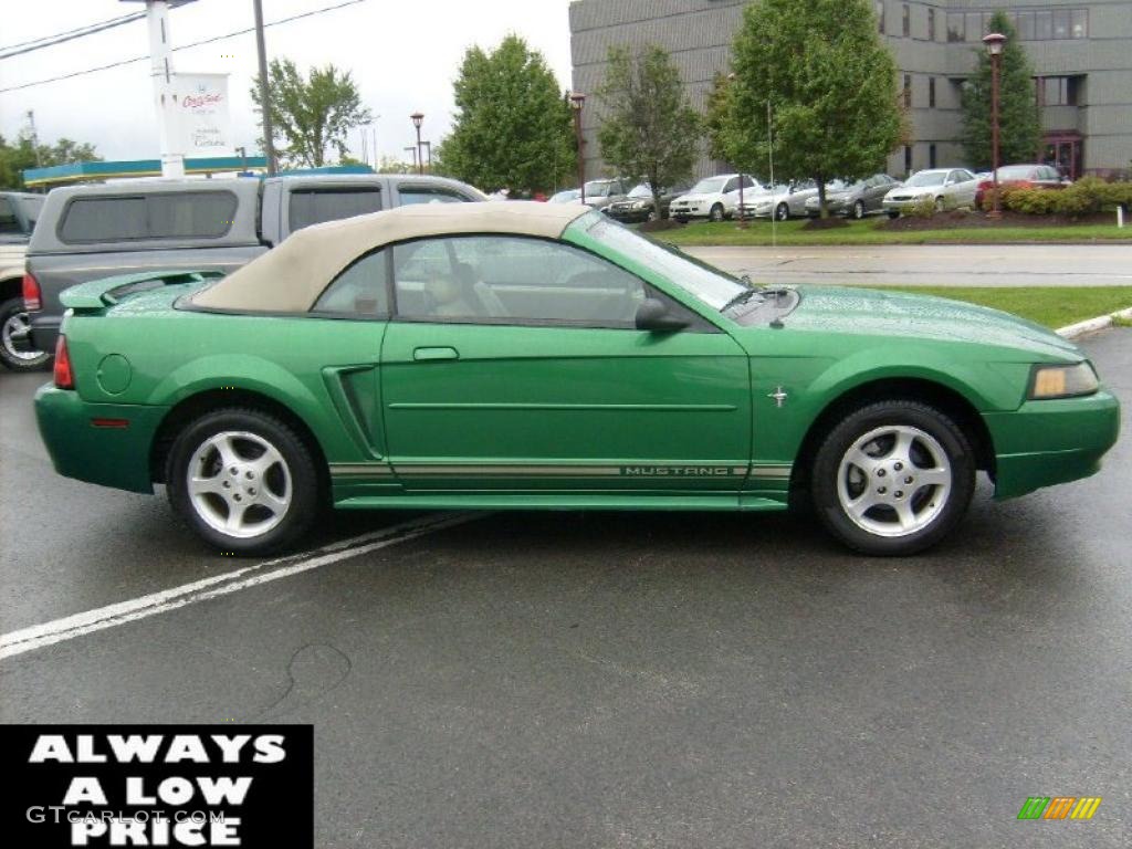 2001 Mustang V6 Convertible - Electric Green Metallic / Medium Parchment photo #8