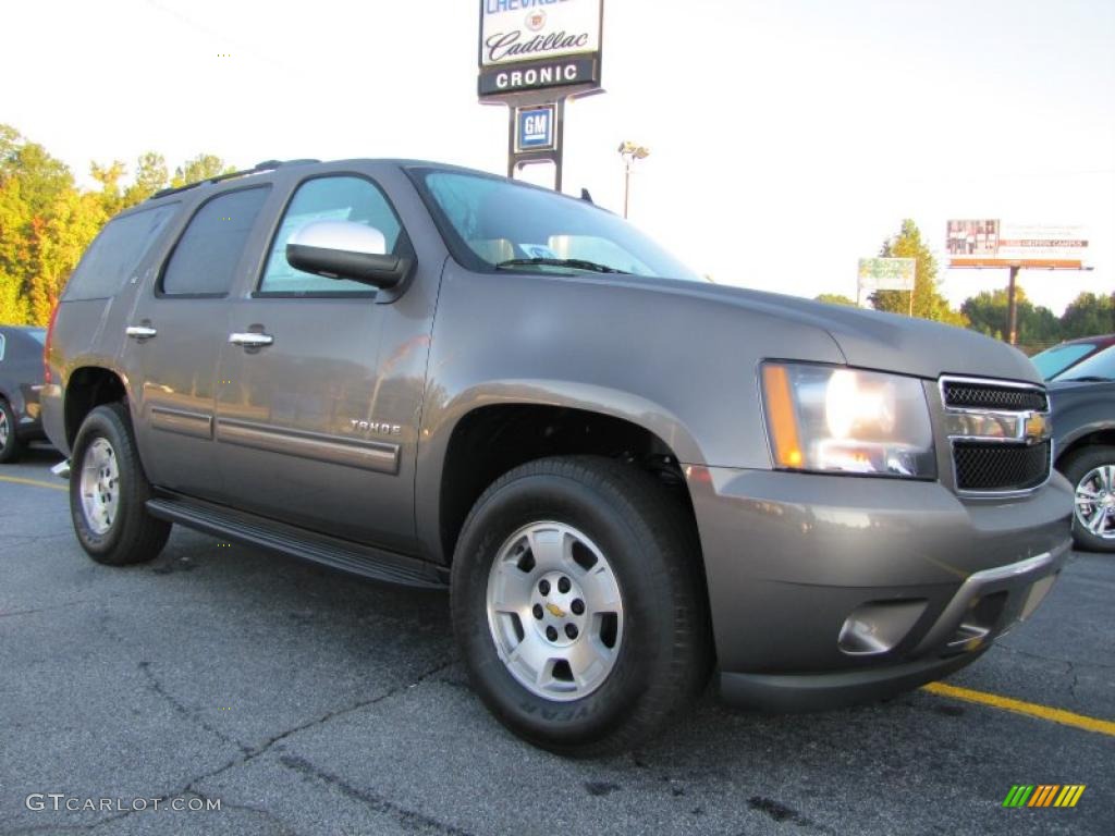 Mocha Steel Metallic Chevrolet Tahoe