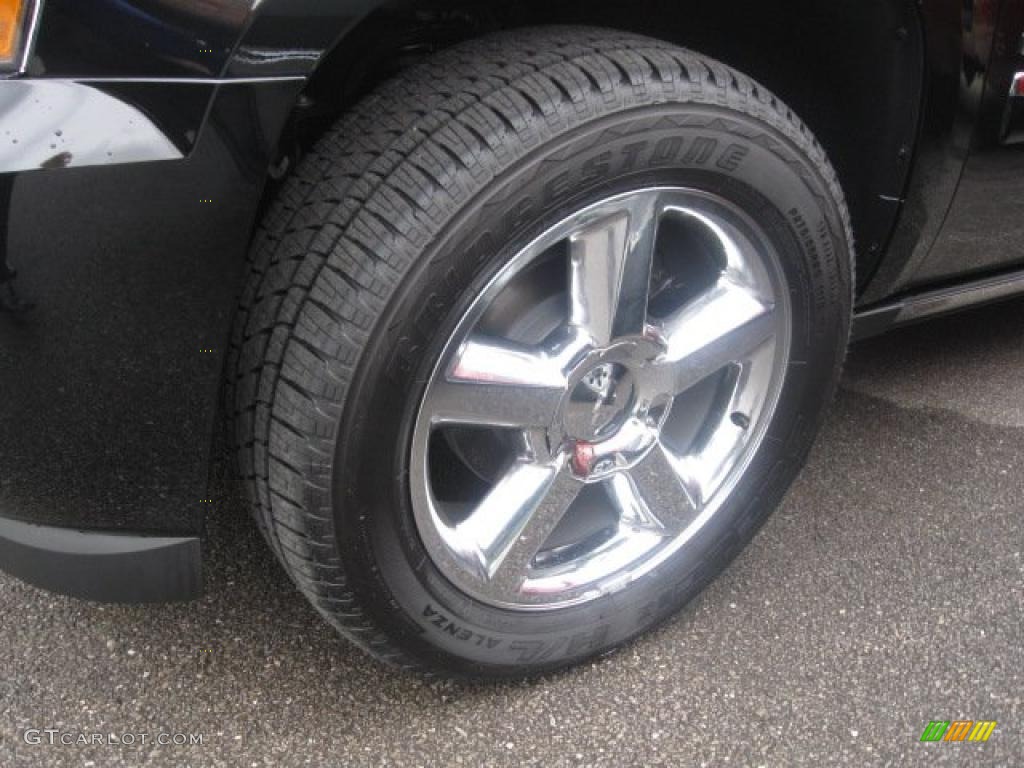 2011 Avalanche LTZ 4x4 - Black / Ebony photo #5