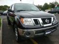 Super Black - Frontier SE V6 King Cab 4x4 Photo No. 6