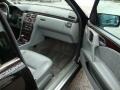 Black - E 320 Sedan Photo No. 18