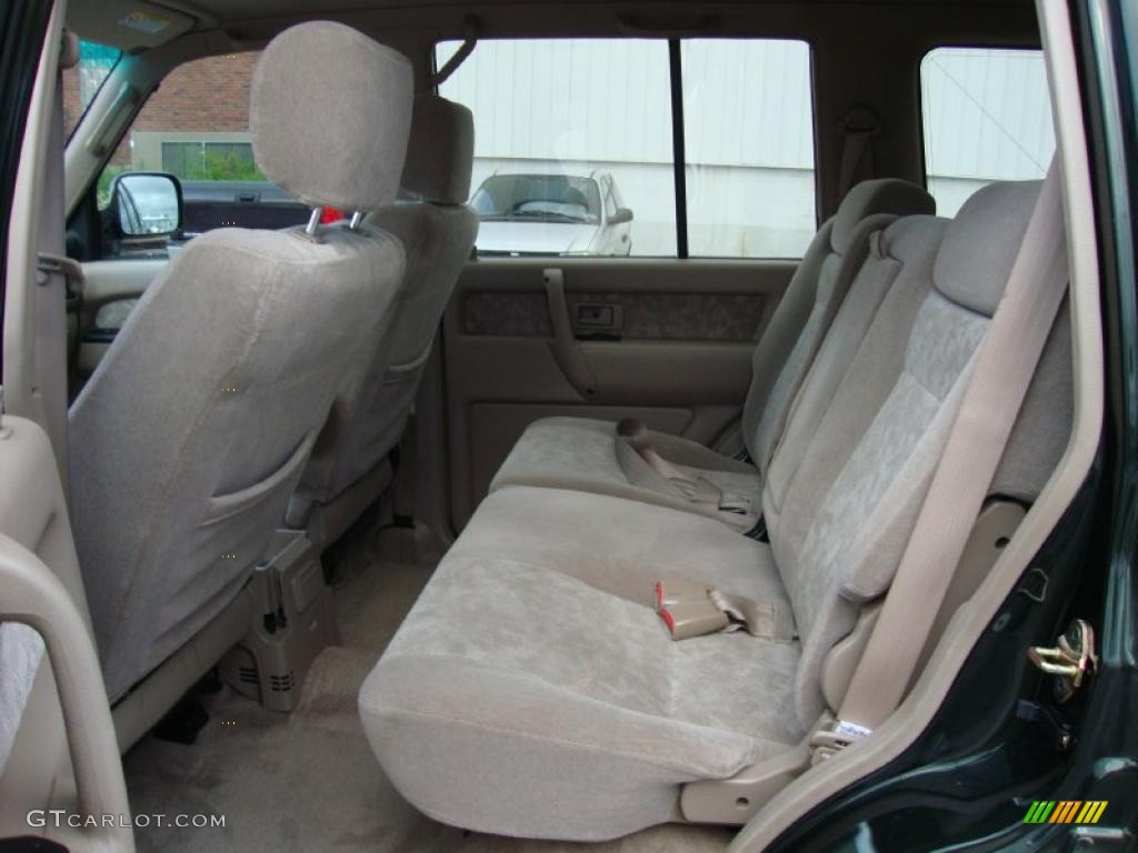 2002 Trooper LS 4x4 - Dragon Green Mica / Beige photo #24