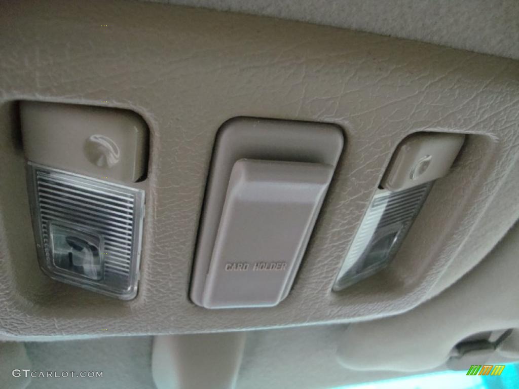2002 Trooper LS 4x4 - Dragon Green Mica / Beige photo #47