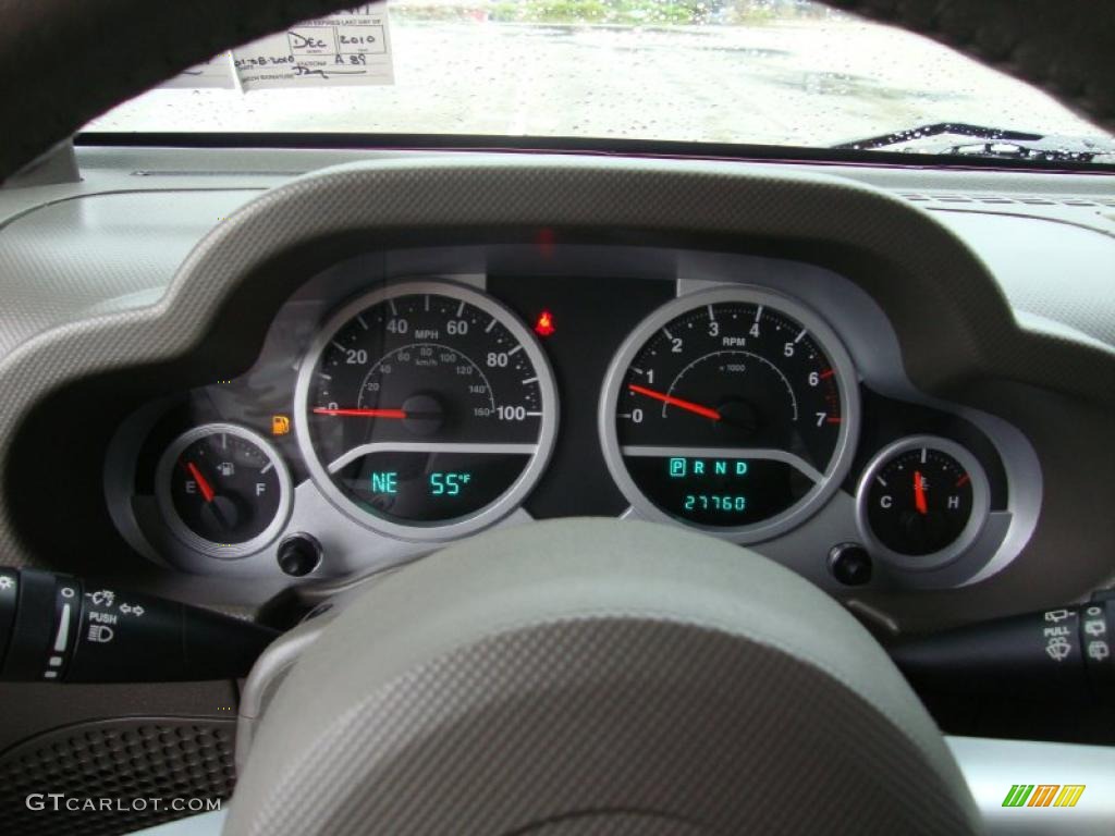 2008 Jeep Wrangler Unlimited Sahara 4x4 Gauges Photo #37601719