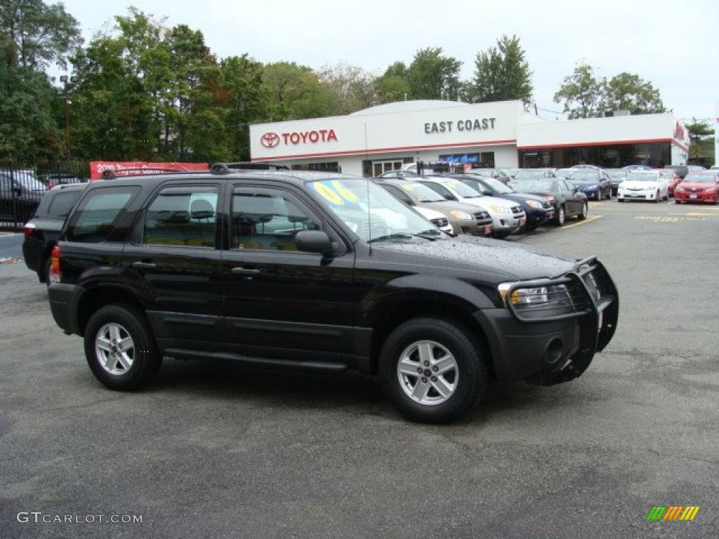 2006 Escape XLS 4WD - Black / Medium/Dark Flint photo #1