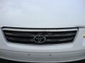 Super White - Camry LE Photo No. 36