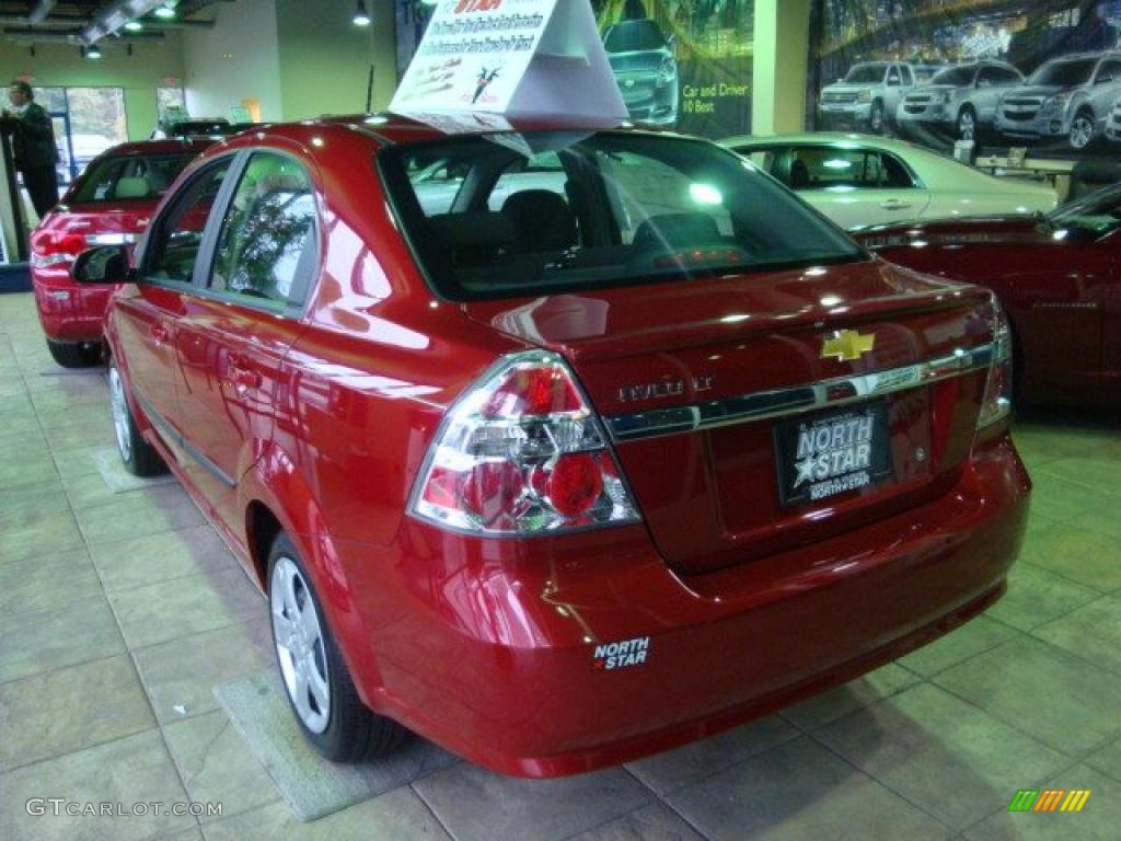 2010 Aveo LT Sedan - Sport Red / Charcoal photo #2