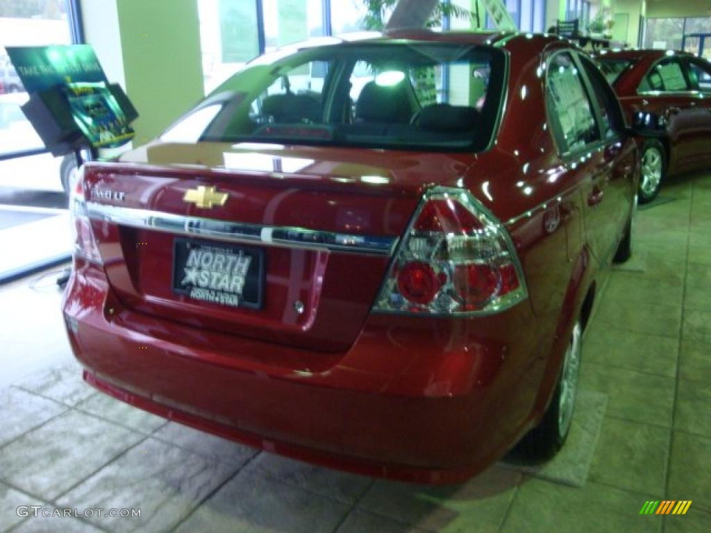 2010 Aveo LT Sedan - Sport Red / Charcoal photo #4