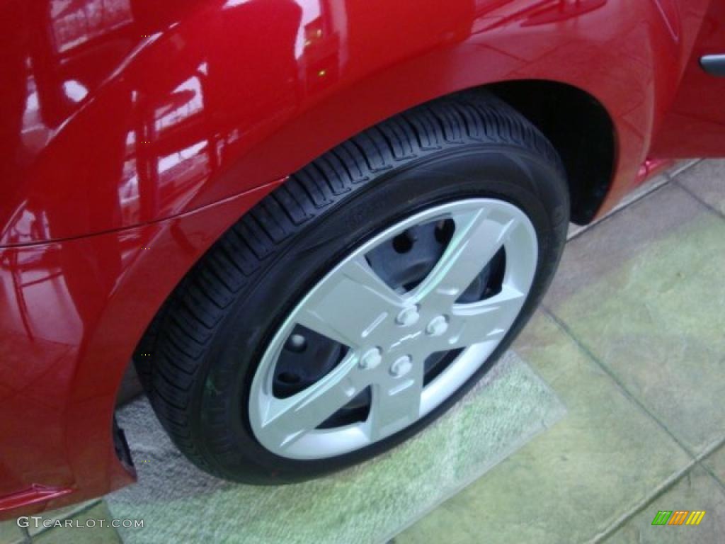 2010 Aveo LT Sedan - Sport Red / Charcoal photo #16