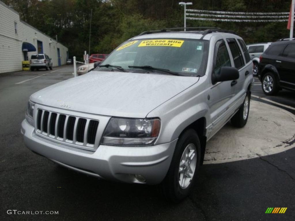 2004 Grand Cherokee Laredo 4x4 - Bright Silver Metallic / Dark Slate Gray photo #8