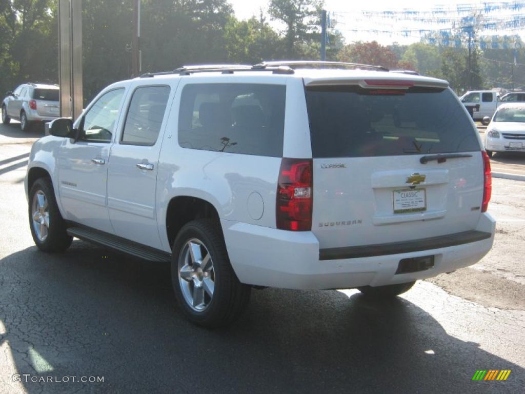 2011 Suburban LT - Summit White / Light Cashmere/Dark Cashmere photo #3