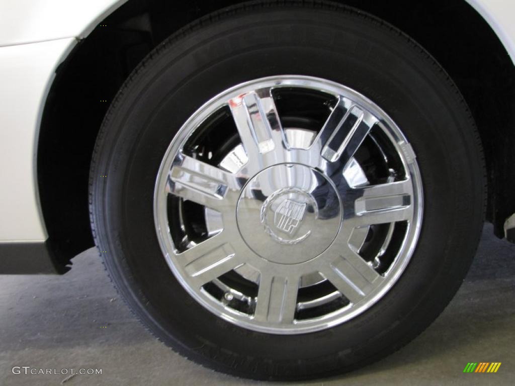 2005 Cadillac DeVille Sedan Wheel Photo #37617082