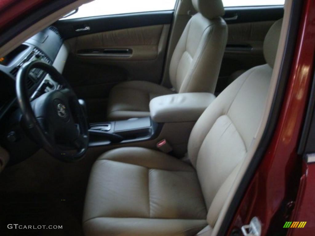 2002 Camry LE - Salsa Red Pearl / Taupe photo #8