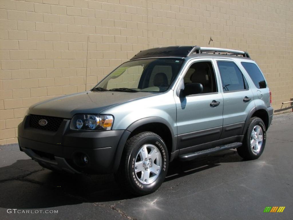 2006 Escape XLT V6 - Titanium Green Metallic / Medium/Dark Pebble photo #2