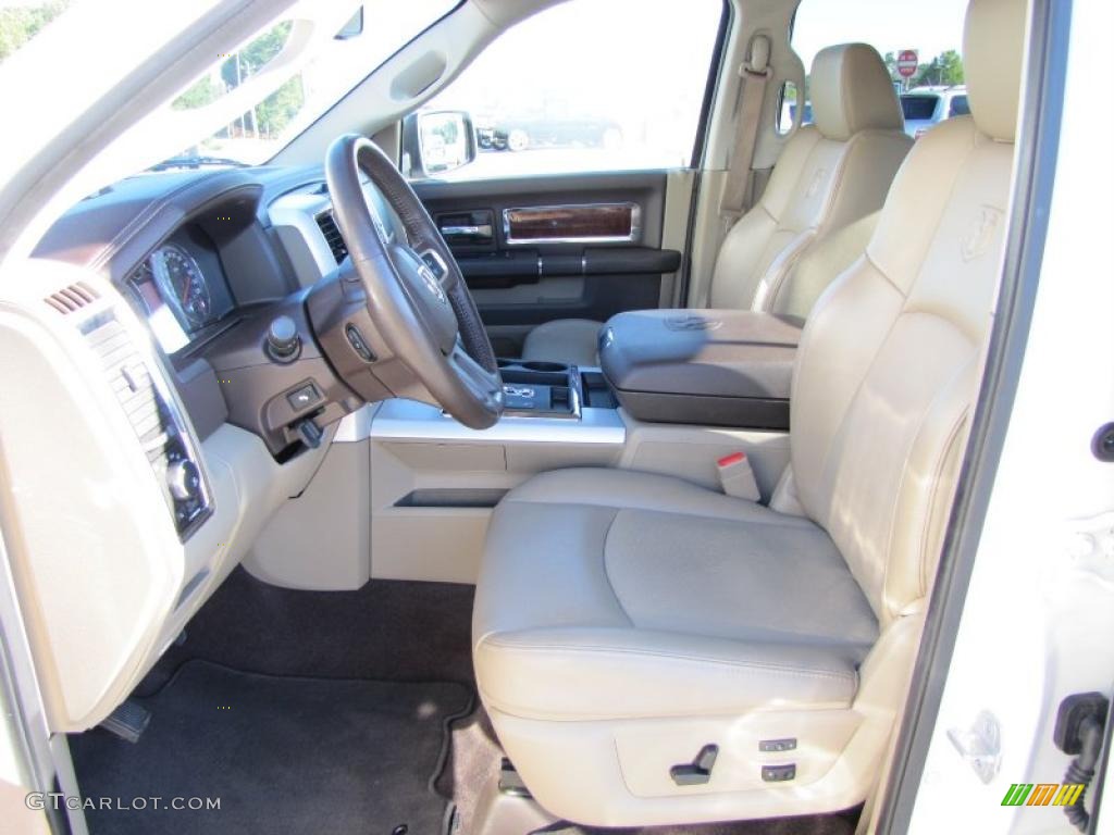 2009 Ram 1500 Laramie Crew Cab 4x4 - Stone White / Light Pebble Beige/Bark Brown photo #11