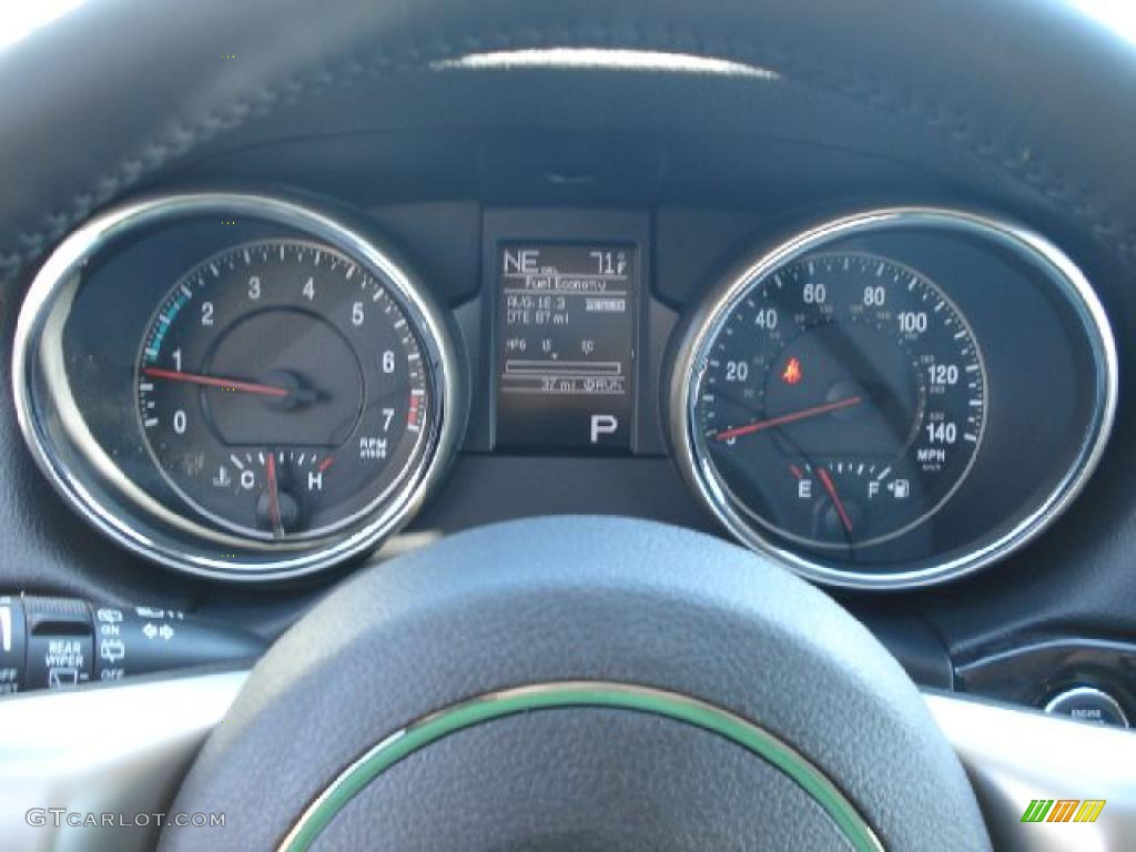 2011 Jeep Grand Cherokee Laredo X Package 4x4 Gauges Photo #37623376