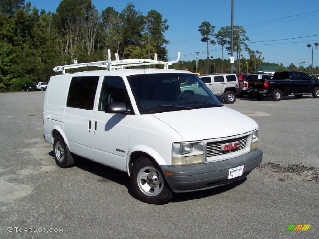 2000 Astro AWD Commercial Van - Ivory White / Blue photo #3