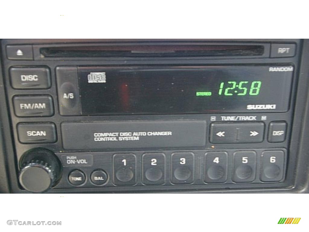 2002 XL7 4x4 - Black / Gray photo #7