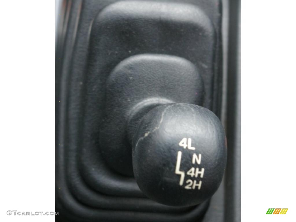 2002 XL7 4x4 - Black / Gray photo #8
