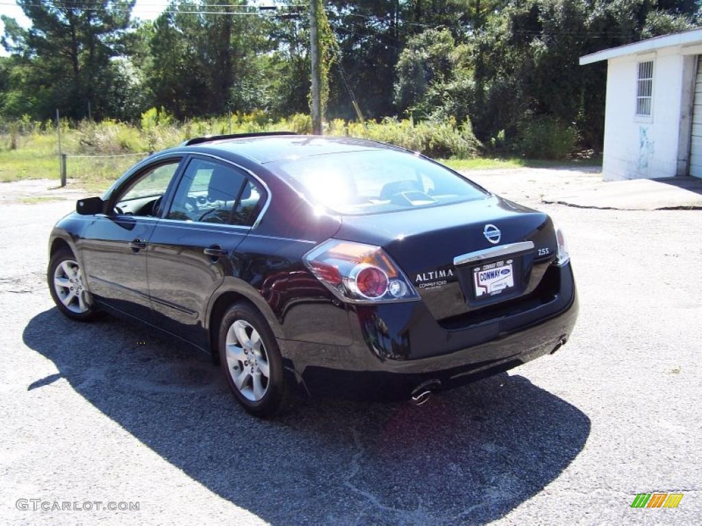 2007 Altima 2.5 S - Super Black / Charcoal photo #7