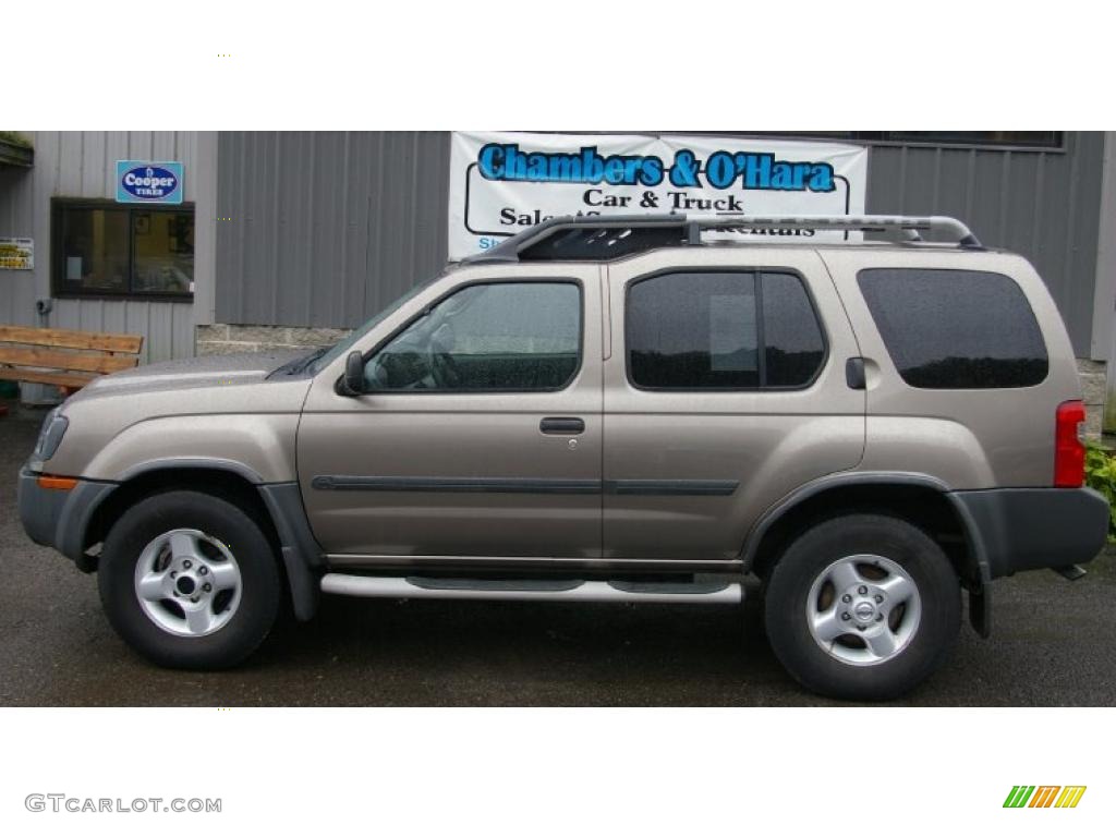 2003 Xterra XE V6 4x4 - Granite Metallic / Charcoal photo #2