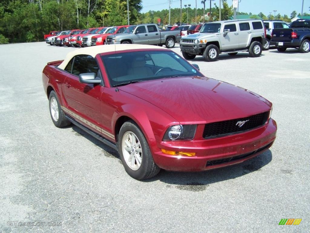 2007 Mustang V6 Deluxe Convertible - Redfire Metallic / Medium Parchment photo #3