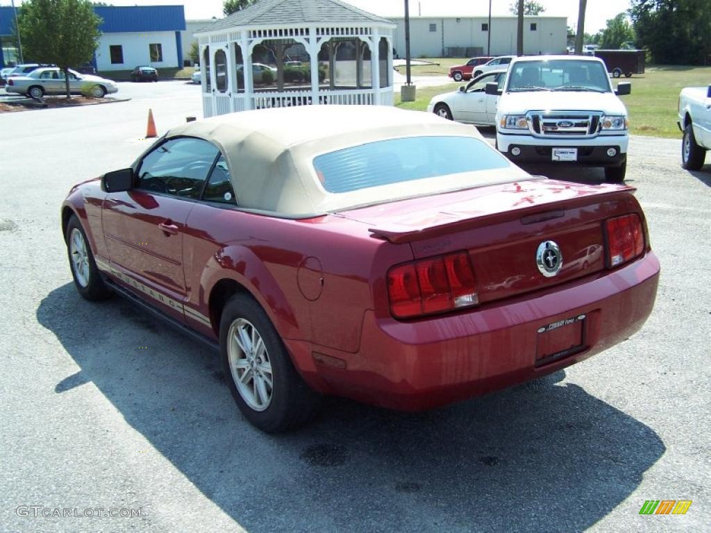 2007 Mustang V6 Deluxe Convertible - Redfire Metallic / Medium Parchment photo #7