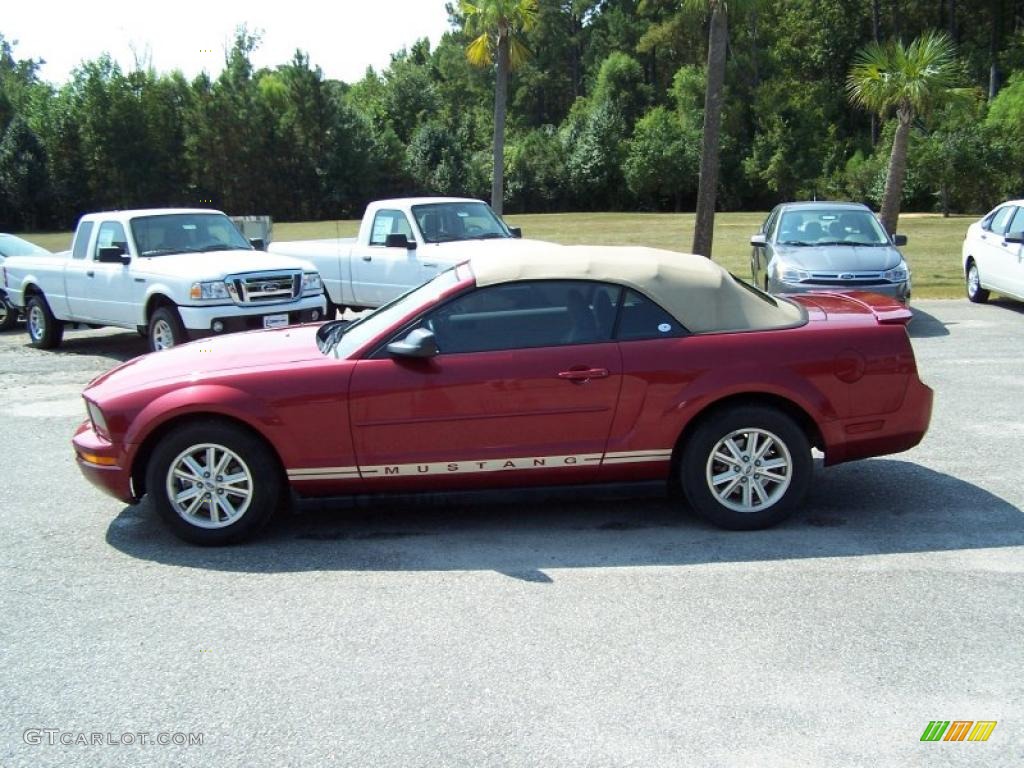 2007 Mustang V6 Deluxe Convertible - Redfire Metallic / Medium Parchment photo #8