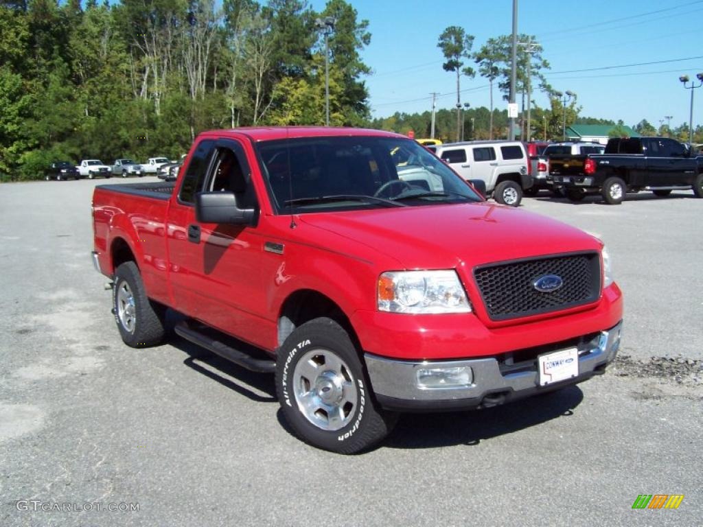 2004 F150 XLT Regular Cab 4x4 - Bright Red / Dark Flint photo #3