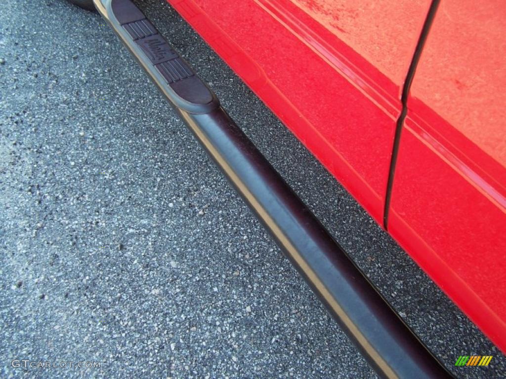 2004 F150 XLT Regular Cab 4x4 - Bright Red / Dark Flint photo #11