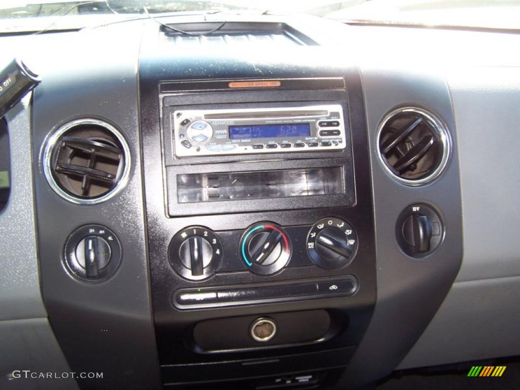 2004 F150 XLT Regular Cab 4x4 - Bright Red / Dark Flint photo #24