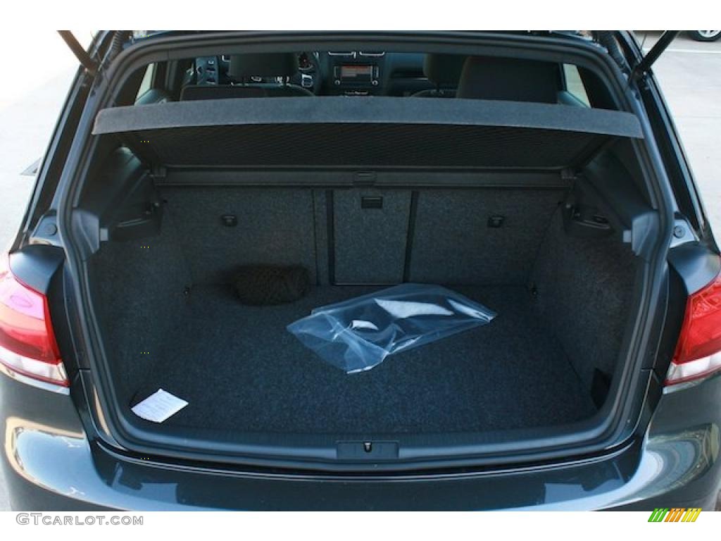 2011 Volkswagen GTI 4 Door Trunk Photo #37636032