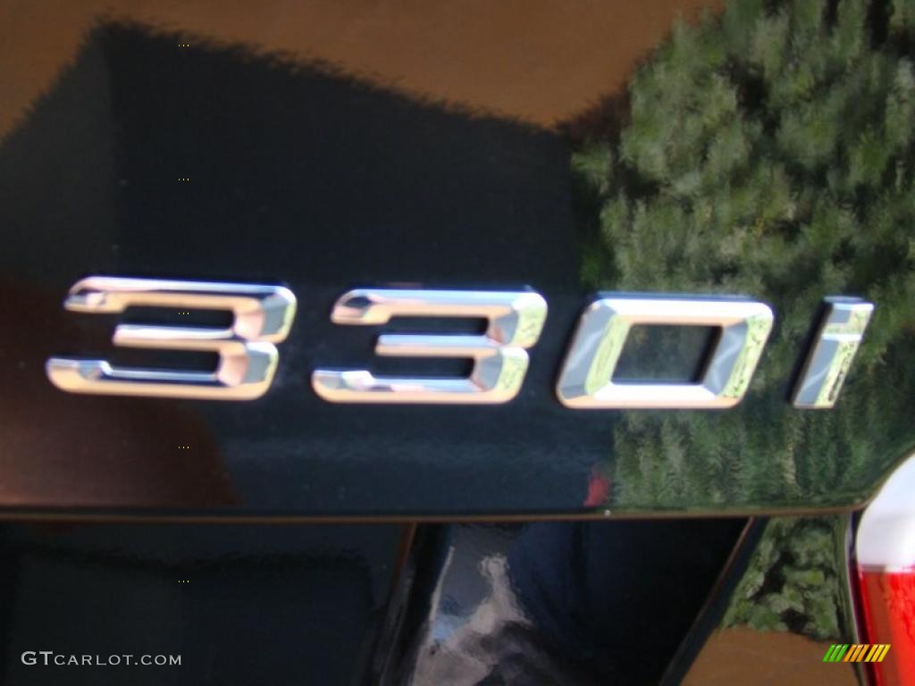 2006 3 Series 330i Sedan - Black Sapphire Metallic / Black photo #42