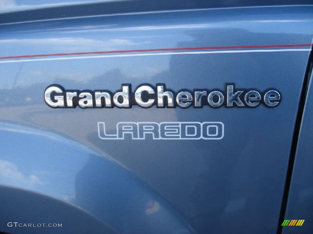 1995 Grand Cherokee Laredo 4x4 - Medium Blue Pearl / Gray photo #25