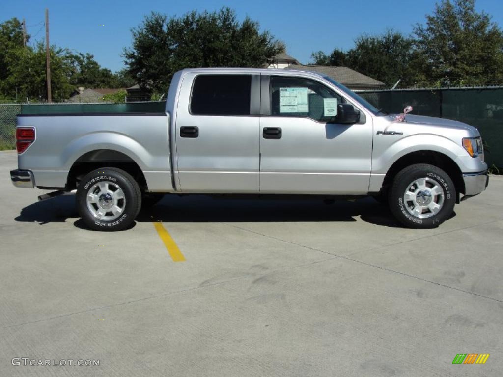 2010 F150 XLT SuperCrew - Ingot Silver Metallic / Medium Stone photo #2