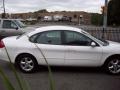 2002 Vibrant White Ford Taurus SES  photo #5