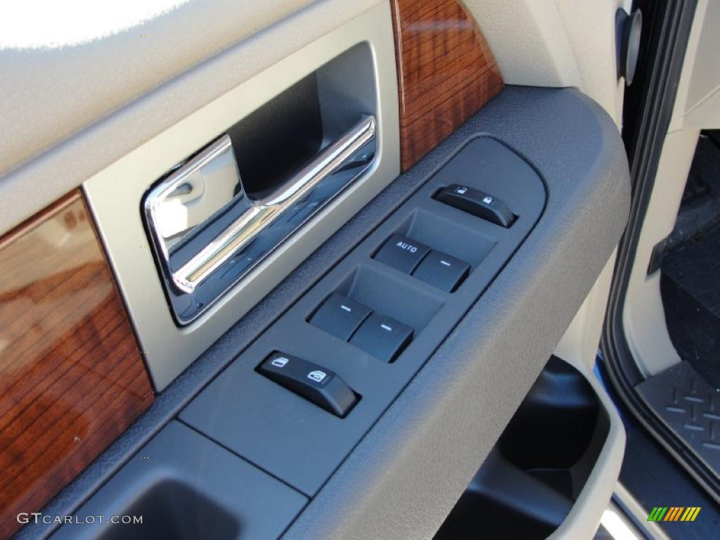 2010 F150 Lariat SuperCrew 4x4 - Dark Blue Pearl Metallic / Tan photo #21