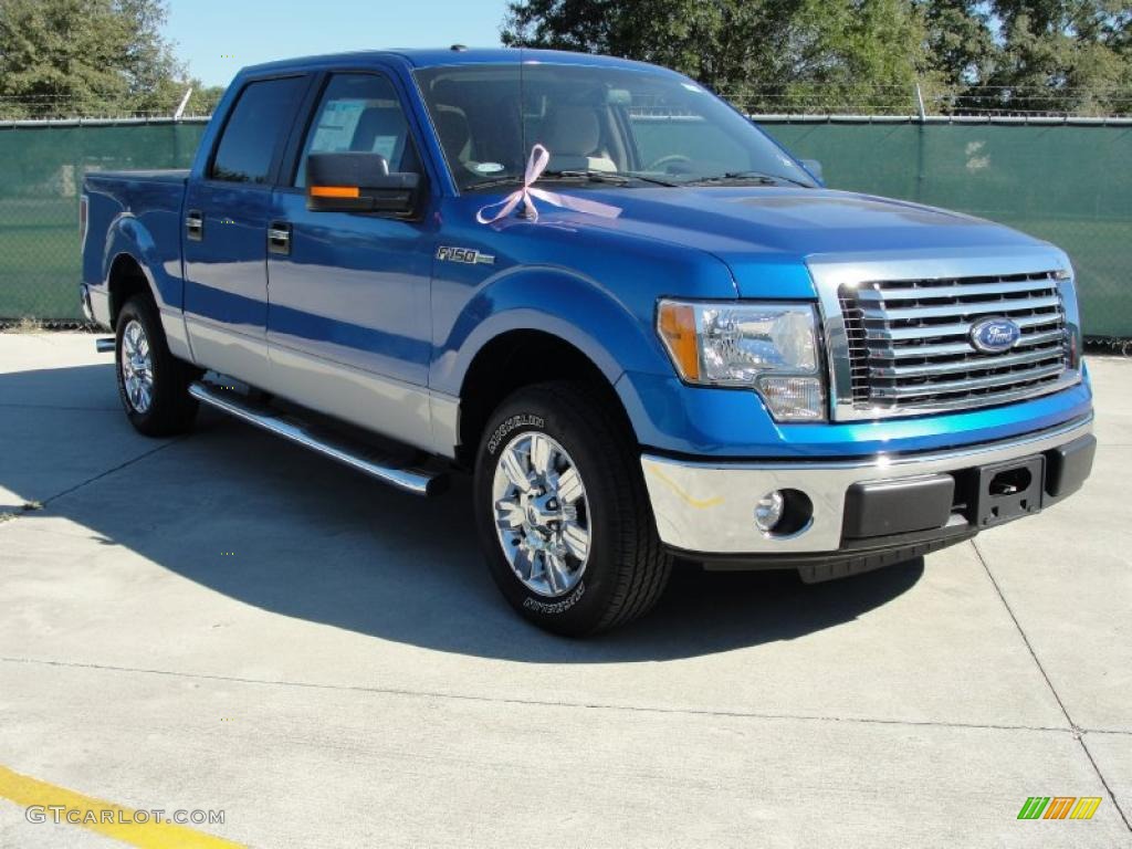 2010 F150 XLT SuperCrew - Blue Flame Metallic / Medium Stone photo #1