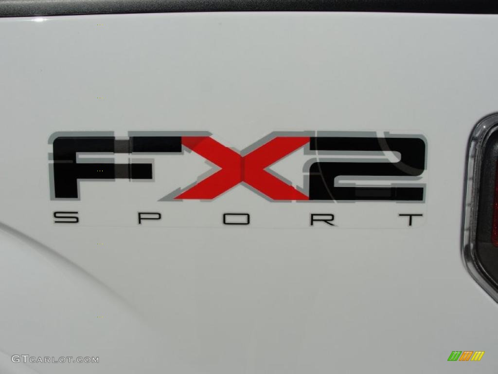 2010 F150 FX2 SuperCrew - Oxford White / Black photo #16
