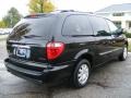 2007 Brilliant Black Crystal Pearl Chrysler Town & Country Touring  photo #5