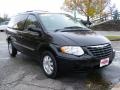 2007 Brilliant Black Crystal Pearl Chrysler Town & Country Touring  photo #7