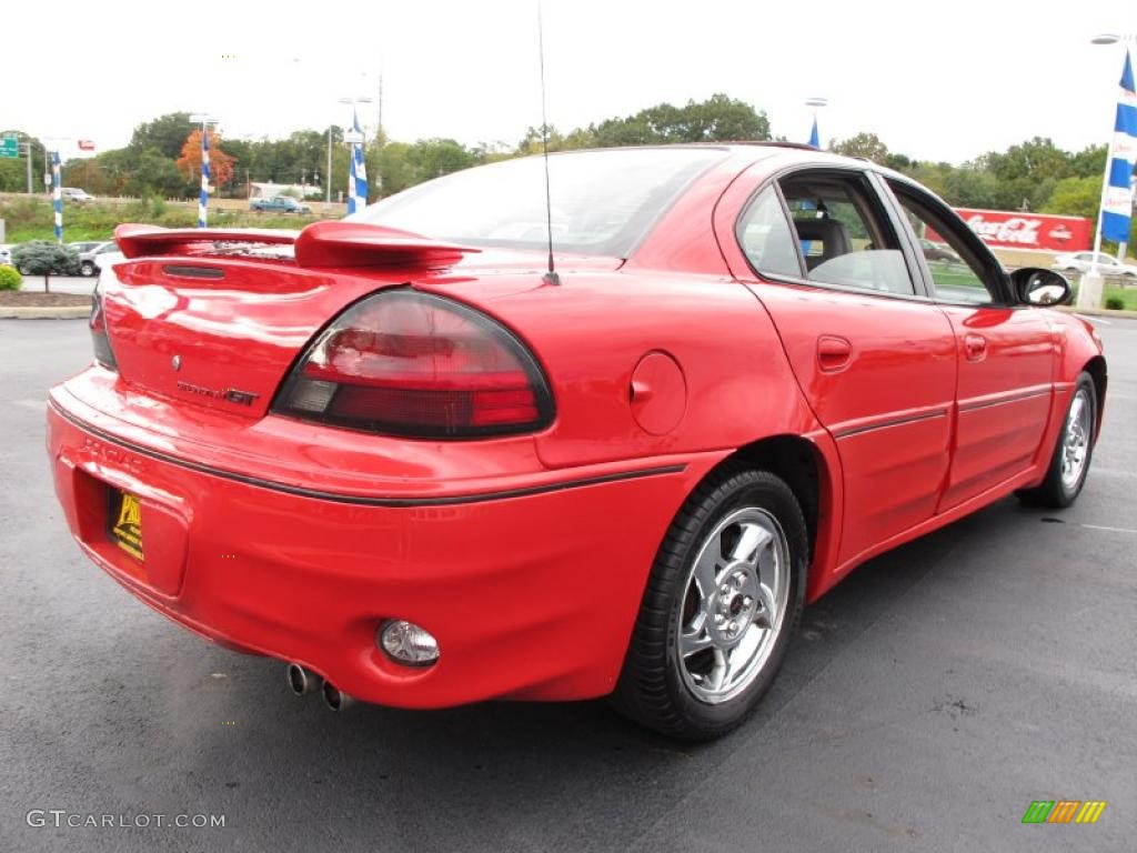 2003 Grand Am GT Sedan - Victory Red / Dark Pewter photo #7