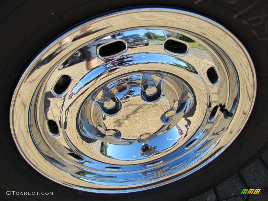 2010 Ram 1500 ST Quad Cab - Bright Silver Metallic / Dark Slate/Medium Graystone photo #4
