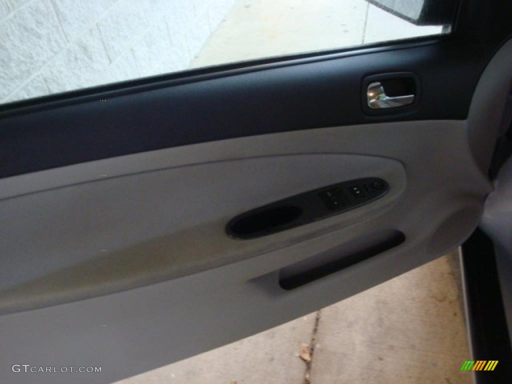 2007 Cobalt LT Coupe - Ultra Silver Metallic / Gray photo #11
