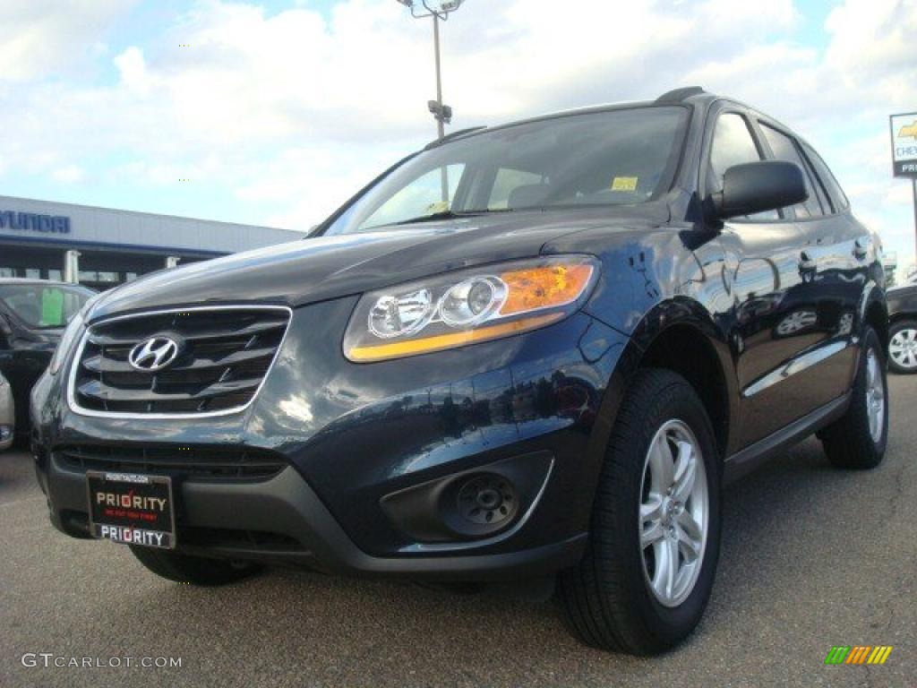 Pacific Blue Pearl Hyundai Santa Fe